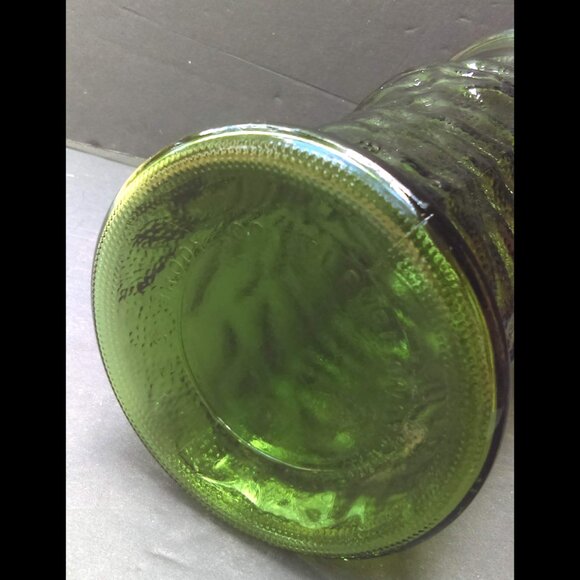 Vintage E.O Brody Co. Green Crinkle Texture Glass Vase 9-3/4" Tall - Picture 5 of 9